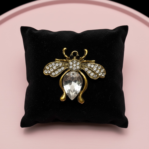 Retro BROSS az 1980-as évekből, gyönyörű elegáns strasszos kitűző, pin szövetkabátra, blúzra,  blézerre szép kitűző, Ékszer, Kitűző és Bross, Ékszerkészítés, MESKA