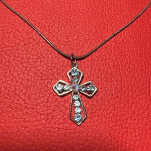 Retro kereszt medálos nyaklánc � vintage vallásos ékszer az 1970�80-as évekből - ékszer - nyaklánc - medálos nyaklánc - Meska.hu