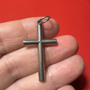 Retro fém kereszt nyakláncra � vintage vallásos ékszer az 1970�80-as évekből - ékszer - nyaklánc - medálos nyaklánc - Meska.hu