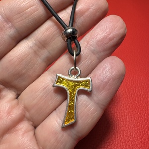 Antoniusz kereszt, Tau kereszt tűzzománcból kereszt nyakláncra � vintage vallásos ékszer az 1970�80-as évekből - ékszer - nyaklánc - medálos nyaklánc - Meska.hu