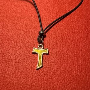 Antoniusz kereszt, Tau kereszt tűzzománcból kereszt nyakláncra � vintage vallásos ékszer az 1970�80-as évekből - ékszer - nyaklánc - medálos nyaklánc - Meska.hu