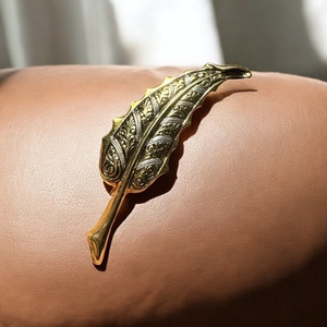 Bross, 24 karát aranyozott Damascene kitűző vintage damaszkén bross, Toledó spanyol ékszer, aranyozott kézműves bross - ékszer - kitűző és bross - Meska.hu