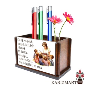 Ajándék óvónéninek, dadusnak Írószertartó, tolltartó, egyedi felirattal, virágtartóval #IT01-15, Otthon & Életmód, Papír, írószer, Ceruza & Toll, , MESKA