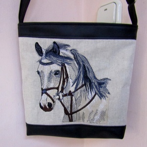 Hímzett táska - Meska.hu