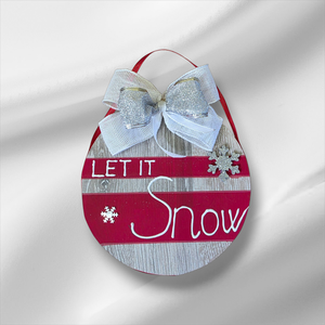  Kézzel festett, újrahasznosított karácsonyi dekoráció  Let it Snow , 3D felirattal, ajtóra, falra, polcra - karácsony - karácsonyi lakásdekoráció - karácsonyi ajtódíszek - Meska.hu