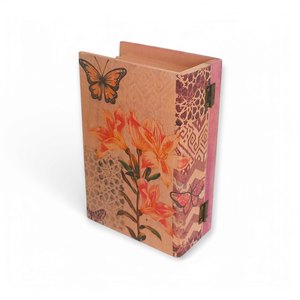Pillangós könyv formájú fadoboz - otthon & életmód - dekoráció - asztal és polc dekoráció - díszdoboz - Meska.hu Pillangós könyv formájú fadoboz - otthon & életmód - dekoráció - asztal és polc dekoráció - díszdoboz - Meska.hu