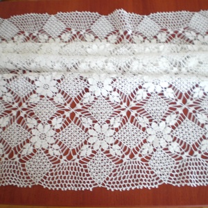 Horgolt terítő 65 x 65 cm - Meska.hu