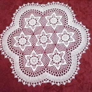 Horgolt terítő 65 cm átmérővel - Meska.hu