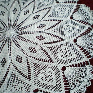 Horgolt terítő 68 cm átmérőjű -  - Meska.hu