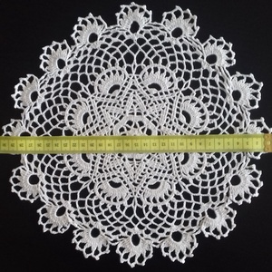 Horgolt terítő 30 cm - otthon & életmód - dekoráció - asztal és polc dekoráció - horgolt & csipketerítő - Meska.hu