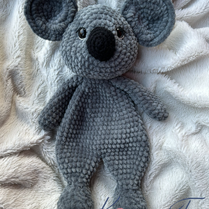 40 cm-es horgolt amigurumi koala szundikendő, Játék & Sport, 3 éves kor alattiaknak, Alvóka & Rongyi, Horgolás, MESKA