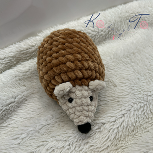Amigurumi horgolt süni - játék & sport - plüssállat & játékfigura - süni - Meska.hu