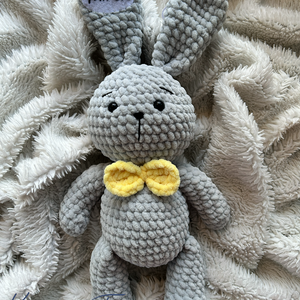 35 cm-es amigurumi horgolt fiú nyuszi - játék & sport - plüssállat & játékfigura - nyuszi - Meska.hu