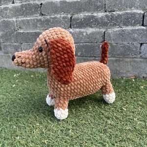 Amigurumi horgolt tacsi - játék & sport - plüssállat & játékfigura - kutya - Meska.hu