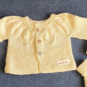 Egyedi kézzel kötött unisex baba kiskabát és cipö - baba - mama - babaruházat - babaruha szett - Meska.hu