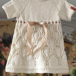 Kislányruha csipkekötéssel, Baba - mama, Babaruházat, Baba ruhák, Kötés, MESKA