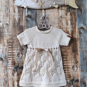 Kislányruha csipkekötéssel - baba - mama - babaruházat - baba ruhák - Meska.hu