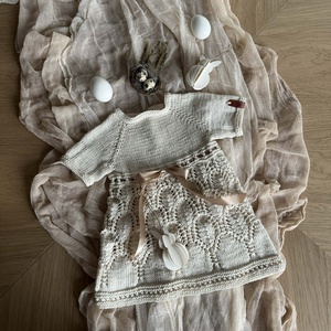 Kislányruha csipkekötéssel - baba - mama - babaruházat - baba ruhák - Meska.hu