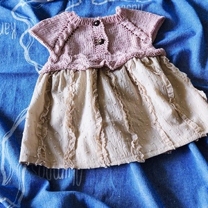 Rövid ujjú kislány ruha kézzel kötött felső résszel  - baba - mama - babaruházat - baba ruhák - Meska.hu