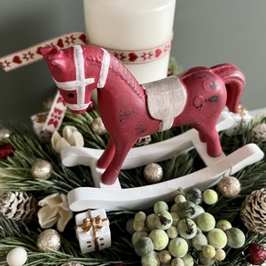 Adventi/Karácsonyi asztaldísz hintalóval - otthon & életmód - dekoráció - virágdísz és tartó - virágbox, virágdoboz - Meska.hu