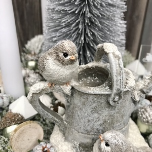 Ezüst-fehér adventi/karácsonyi madárkás asztaldísz kerámia kaspóban - otthon & életmód - dekoráció - virágdísz és tartó - virágbox, virágdoboz - Meska.hu