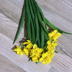 Nárcisz csokor gumi 44 cm  - otthon & életmód - virágdekoráció - virágdíszek - asztali virágdísz - Meska.hu
