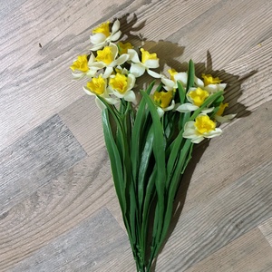 Nárcisz csokor gumi 44 cm  - otthon & életmód - virágdekoráció - virágdíszek - asztali virágdísz - Meska.hu