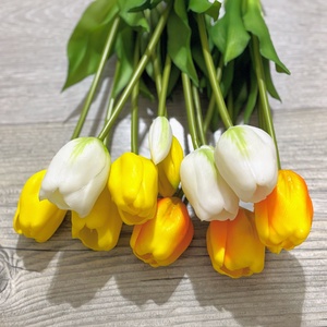 Élethű gumi tulipán csokor  - otthon & életmód - virágdekoráció - virágdíszítő kellékek - Meska.hu