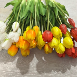 Élethű gumi tulipán csokor  - Meska.hu