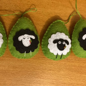 Húsvéti tojásdísz - bárány zöld, Otthon & Életmód, Dekoráció, Fali és függő dekoráció, Függődísz, Varrás, MESKA