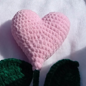 Szív virágok - otthon & életmód - virágdekoráció - virágok - szálas virág - Meska.hu