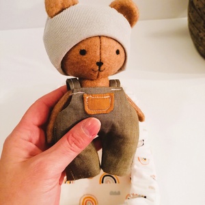 Mini maci, mini fészekben - kézműves textil játékfigura - játék & sport - plüssállat & játékfigura - maci - Meska.hu