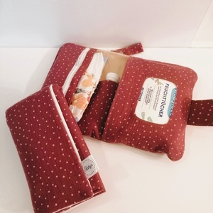 Dots on pale burgundy  - Pelenkázó neszesszer, vízhatlan pelenkázó alátéttel - kisebb méret, Táska & Tok, Pelenkatáska, Pelenkatartó tok, Varrás, MESKA