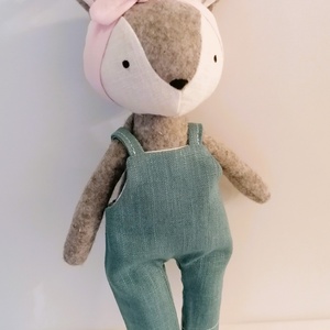 Mini Őzike lány  overállban   - kézműves , textil játékfigura - játék & sport - plüssállat & játékfigura - más figura - Meska.hu
