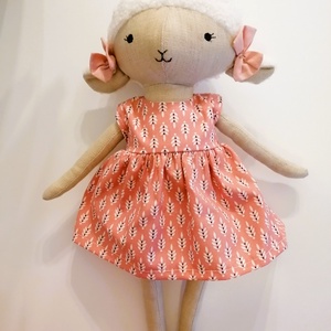 Bárány lány  - kézműves , textil játékfigura  - játék & sport - plüssállat & játékfigura - más figura - Meska.hu Bárány lány  - kézműves , textil játékfigura  - játék & sport - plüssállat & játékfigura - más figura - Meska.hu