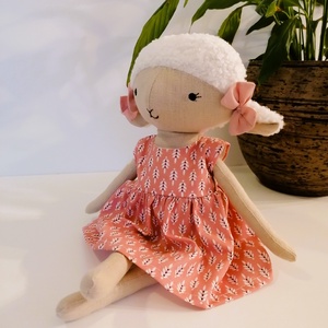 Bárány lány  - kézműves , textil játékfigura  - játék & sport - plüssállat & játékfigura - más figura - Meska.hu Bárány lány  - kézműves , textil játékfigura  - játék & sport - plüssállat & játékfigura - más figura - Meska.hu