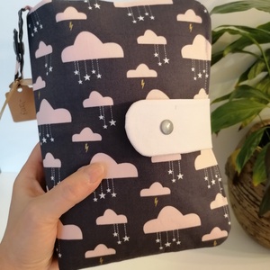 Clouds and stras - pelenkázó neszesszer, Baba - mama, Pelenkázó, babafürdető kellékek, Pelenkázó neszeszer, pelenkatartó, , MESKA