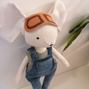 Pilóta egér fiú, kertésznadrágban, pólóban  - kézműves textil játékfigura, öltöztethető - játék & sport - plüssállat & játékfigura - egér - Meska.hu