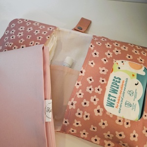 Happy flowers  on old pink  - pelenkázó neszesszer, pelenkázó lappal - baba - mama - pelenkázó, babafürdető kellékek - pelenkázó szett - Meska.hu