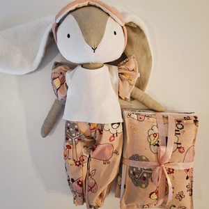 Nyuszi lány,pizsiben, ágyneművel, alvómaszkkal - kézműves gyerekjáték, öltöztethető játékfigura - játék & sport - plüssállat & játékfigura - nyuszi - Meska.hu