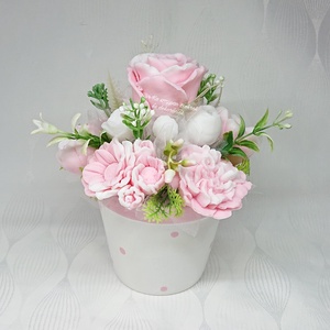 Nagy Rózsaszín-fehér szappanvirág csokor pöttyös kaspóban , Otthon & Lakás, Dekoráció, Virágdísz és tartó, Csokor & Virágdísz, Virágkötés, Szappankészítés, MESKA