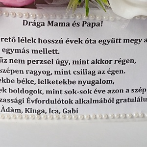 Szülőköszöntő szappanrózsa csokor fehér kerek dobozban egyedi szöveggel - esküvő - emlék & ajándék - köszönőajándék - Meska.hu