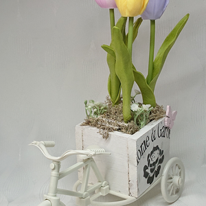 Illatos szappan tulipán dekoráció tricikliben  - otthon & életmód - dekoráció - virágdísz és tartó - csokor & virágdísz - Meska.hu