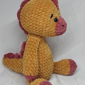 Plüss puha horgolt dinó - játék & sport - plüssállat & játékfigura - plüss dínók - Meska.hu