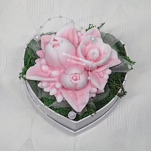 Tulipán szappan csokrok szív formájú boxban  - otthon & életmód - virágdekoráció - virágok - virágbox - Meska.hu