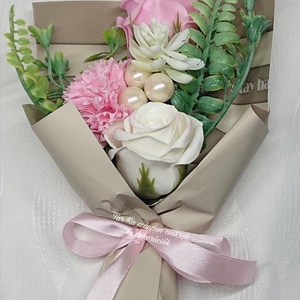 3 szálas szappanvirág csokrok díszdobozban  - otthon & életmód - virágdekoráció - virágok - virágcsokor - Meska.hu