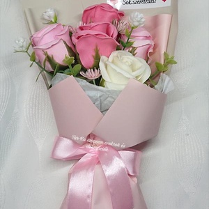 5 szálas szappanrózsa csokor díszdobozban - Meska.hu