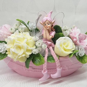 Tündéres szappanvirág csokor csónak alakú kaspóban  - Meska.hu