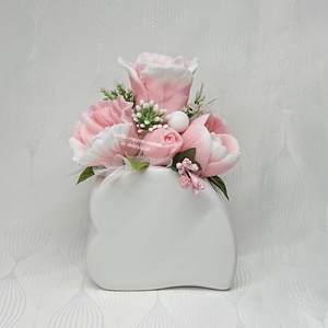 Szappanvirág csokor szív kerámia kaspóban , Otthon & Életmód, Virágdekoráció, Virágdíszek, Virágdísz kaspóban, Virágkötés, MESKA