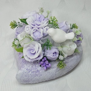 Barack vagy lila szappanvirág csokor szív kerámia kaspóban  - otthon & életmód - virágdekoráció - virágdíszek - virágdísz kaspóban - Meska.hu